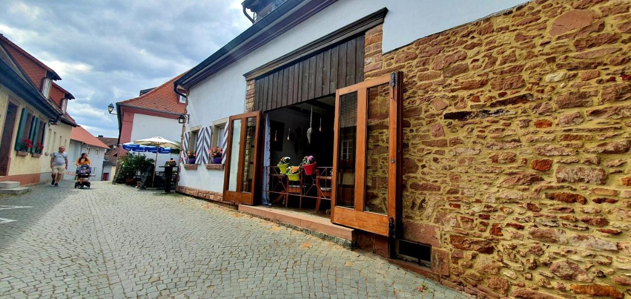 Hotel Landgasthaus "Zum Engel" Neuleiningen Exterior foto